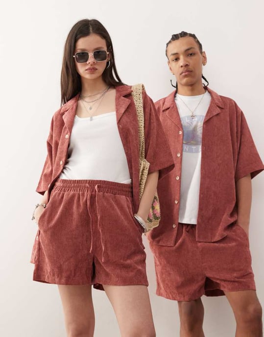Återvunnen vintage unisex kordshorts i rosa - Image 3