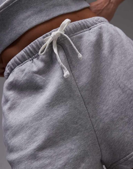 ARKET rena bomullshorts med resår i grått - Image 3
