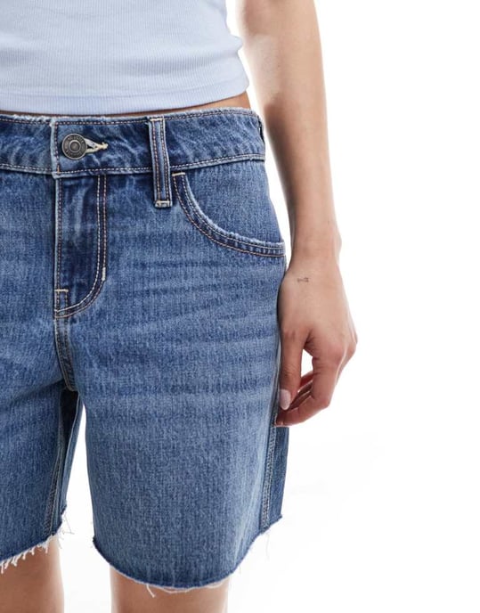 Hollister låga baggy denimshorts i mörk tvätt - Image 4
