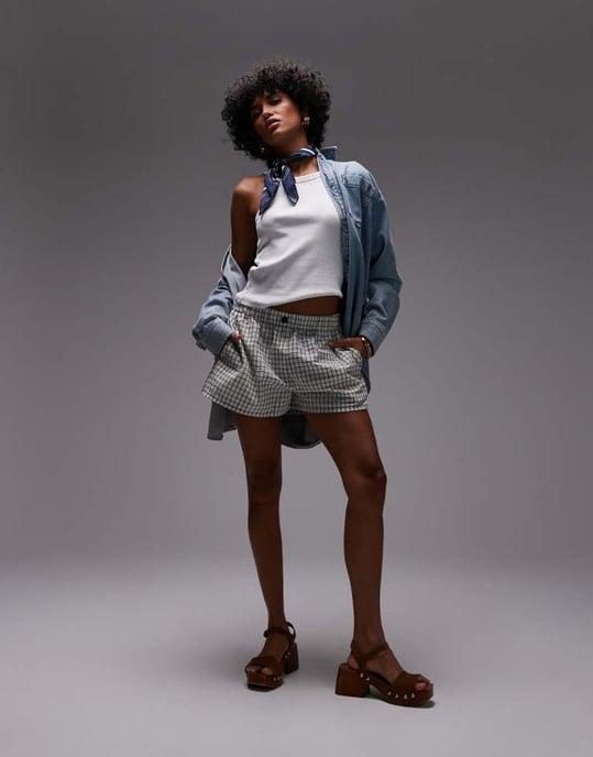 Topshop dra-på krinklad texturerad boxertrosa i mono rutigt - Image 3
