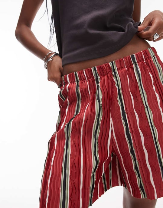 Topshop randig plisserad vida shorts i röd - Image 2