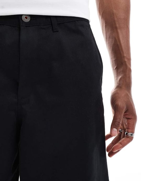 Jack & Jones baggy heavy twill chinoshorts i svart - Image 2