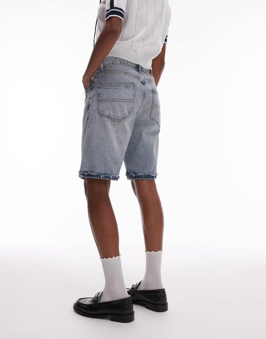 Tommy Jeans Mia avslappnade bermuda denimshorts i blekt tvätt - Image 4