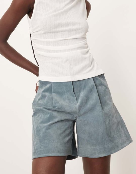 ARRANGE premium mocka stadshorts i ljusblått - Image 4
