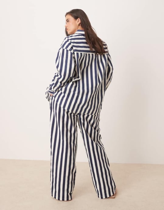 ASOS DESIGN Curve linne-look byxor med midja i marinrandig koord - Image 3