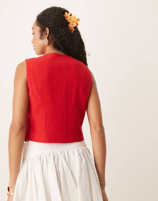 Abercrombie & Fitch linen high neck cropped vest in red - Image 2