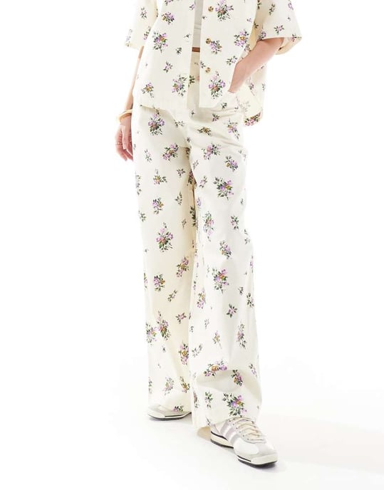 ASOS DESIGN hög midja vida byxor i blommönster - Image 3