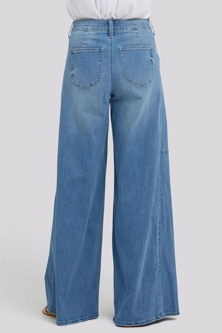 Nova Super Wijd Been Jeans In Cool Embrace® Denim - Image 2