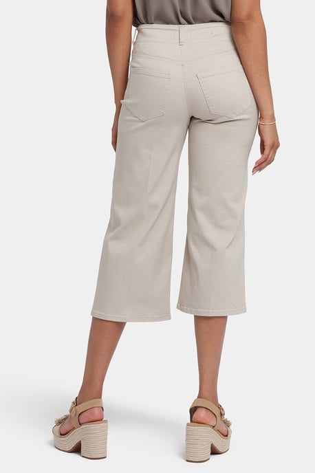 Brigitte Wide Leg Capri Jeans With High Rise - Image 2