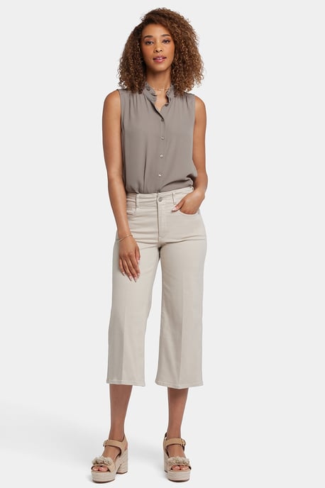 Brigitte Wide Leg Capri Jeans With High Rise - Image 4