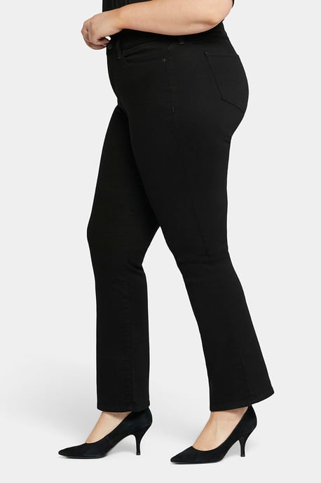 Barbara Bootcut Zwarte Premium Denimbroek (Plus) - Image 3