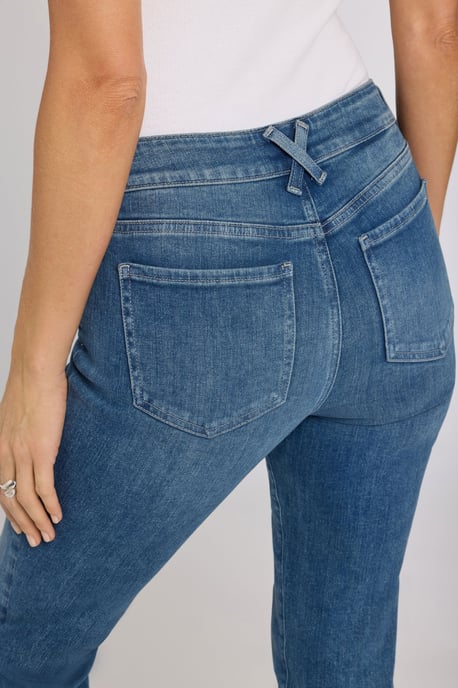 Sheri Slim Straight Jeans in Re-New Denim - Image 5
