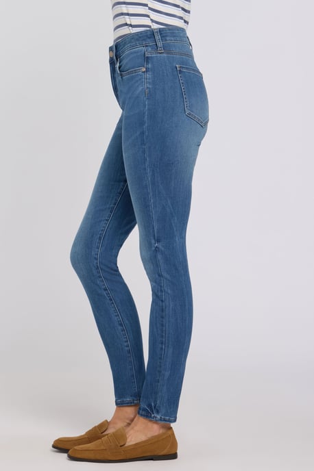 Ami Skinny Jeans In Sure Stretch® Denim - Image 3