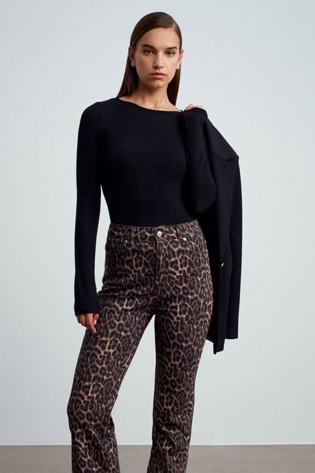 Women’s Ribbed Boat Neck Long-Sleeve Blouse - Image 1