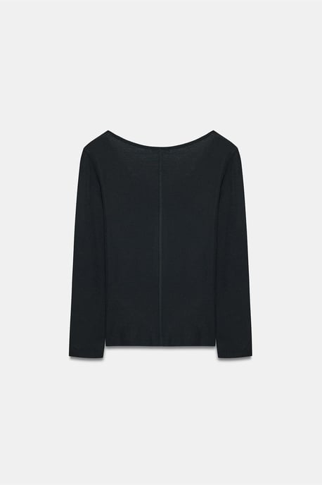 Smalpassad Ullstickad Blus Med Knappar - Image 6