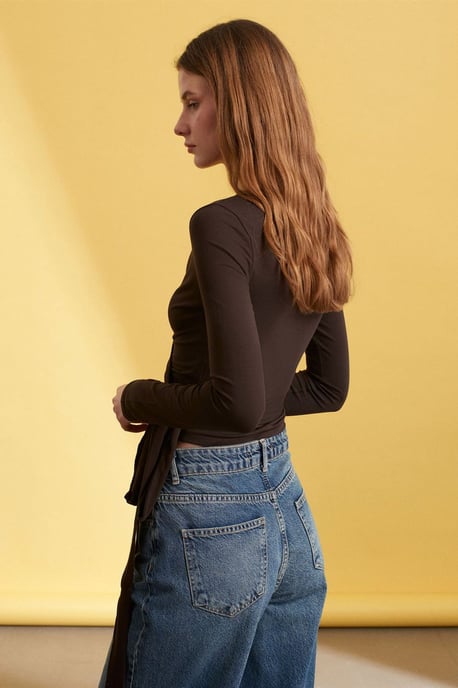 Women’s Crop Wrap Blouse With Tie Detail - Image 2