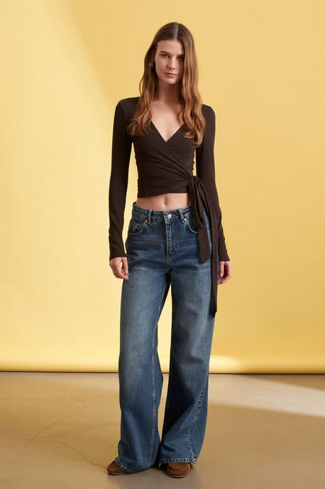 Women’s Crop Wrap Blouse With Tie Detail - Image 4
