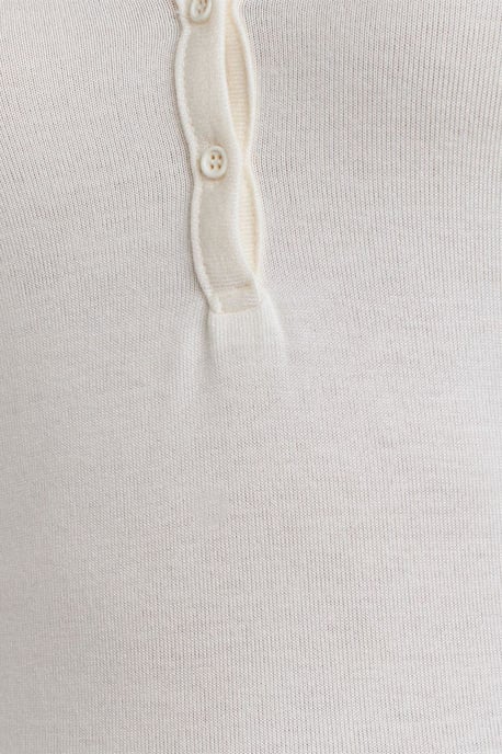 Slim Fit V-Neck Button Blouse - Image 4