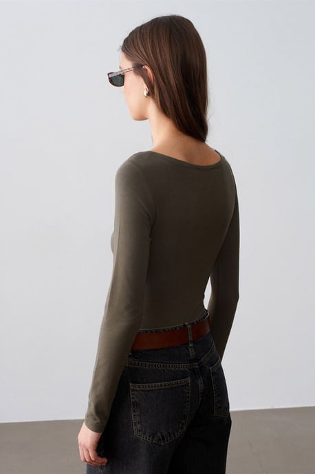 Slim Fit Bootneck Bodypak - Image 2