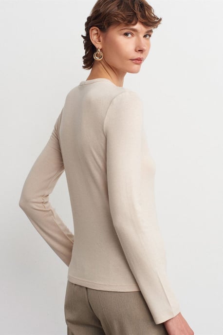 Slim Fit V-Neck Button Blouse - Image 2