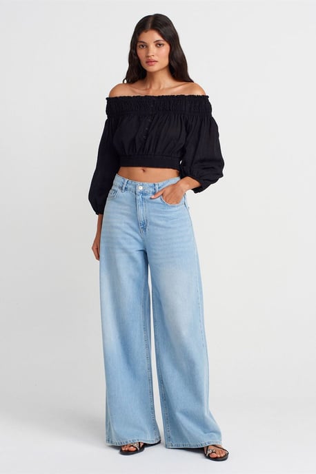 Off-shoulder Crop Blouse - Image 4