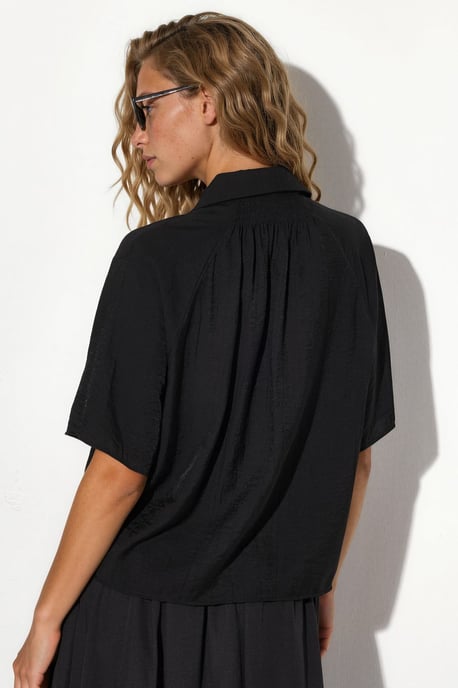 Dames Cropped Relaxed Shirt - Image 3