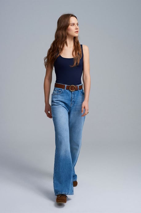 Mouwloze Blouse met Vierkante Halslijn in Slank Model - Image 4