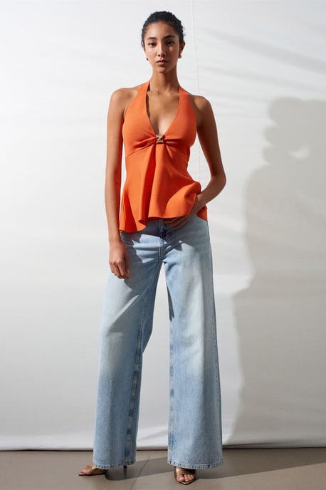 Naadloze Halter Peplum Blouse - Image 1