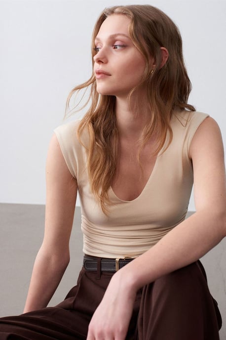 Mouwloze V-hals Slank Fit Blouse - Image 1