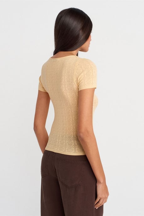 Slim Fit Ribbed Textured Blouse - Image 2