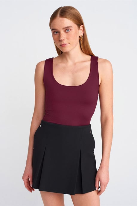Mouwloze Blouse met Vierkante Halslijn in Slank Model - Image 1