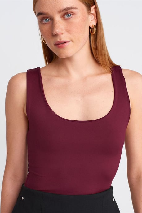 Mouwloze Blouse met Vierkante Halslijn in Slank Model - Image 4