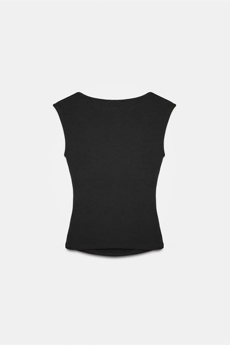 Sleeveless V-Neck Slim Fit Blouse - Image 6