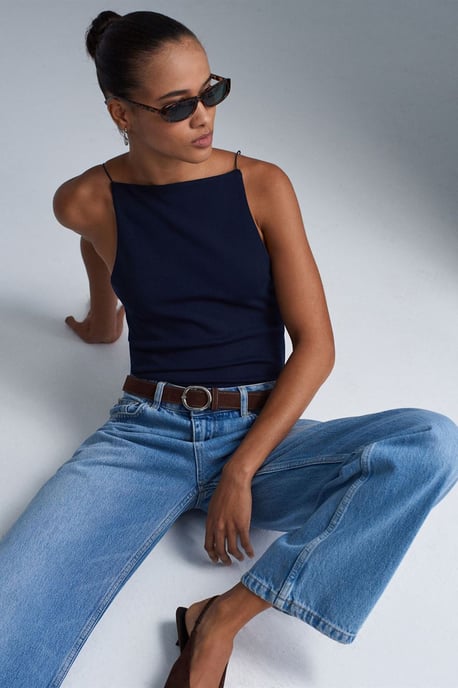 Slim-Fit Halterhals Jersey Blouse - Image 4