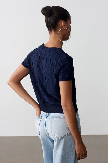 Textuur Ribbel Crop Blouse - Image 4