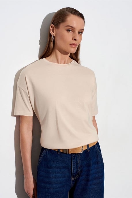 Dam T-shirt med rund hals i bomull - Image 4