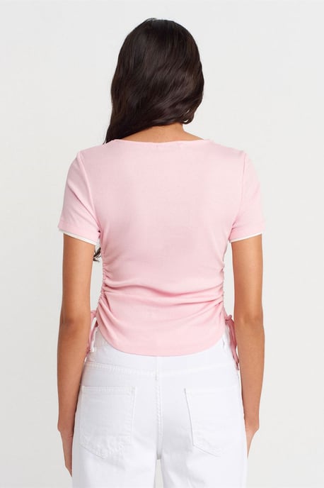 Dam T-Shirt i Bomull med Slim Fit och Rundad Halsringning - Image 2