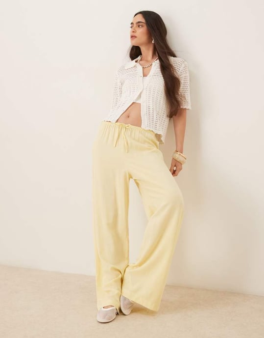 JDY open knit polo cardigan in white - Image 4