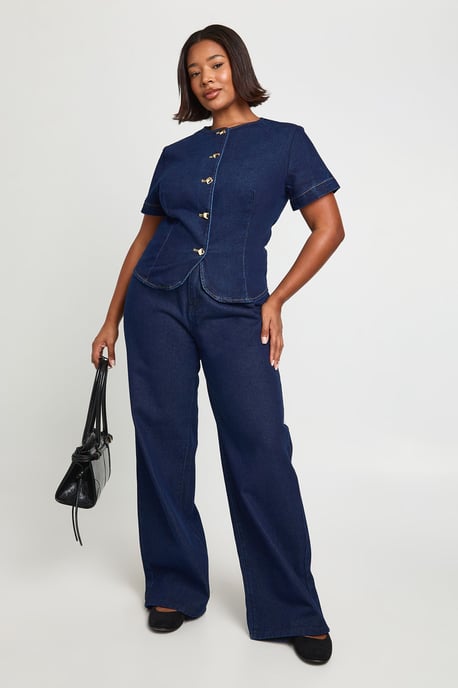 Plus Gold Button Short Sleeve Denim Top - Image 3
