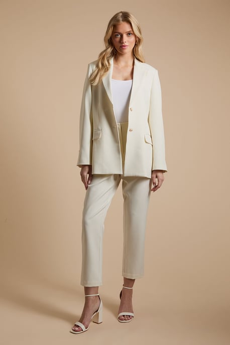 Single Breasted Tailored Blazer - Image 3