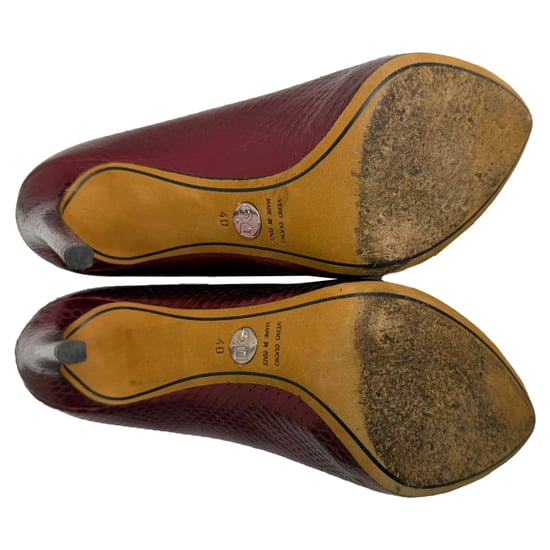 Dolce & Gabbana pumps met reliëf in rood leer - Image 6