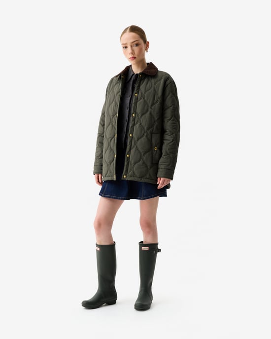 Hunter Witton Womens Quilted Jacket Logo Detail Jacket in Olive - Image 3