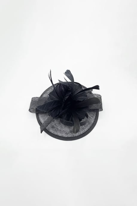 Feather & Bow Disc Fascinator in Black - Image 2