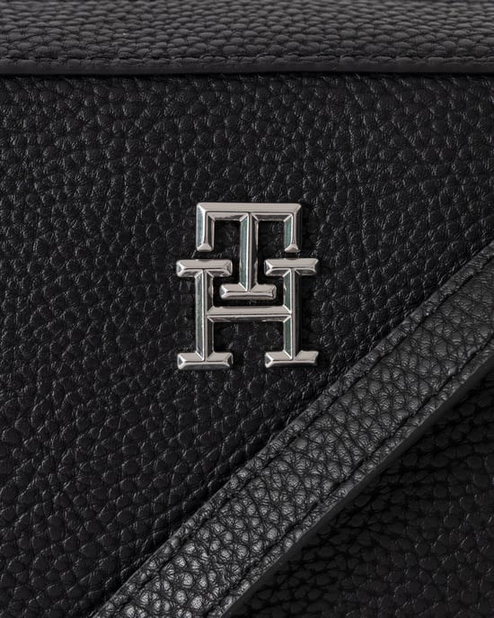 Logo Detail Camera Bag in Black - Image 2