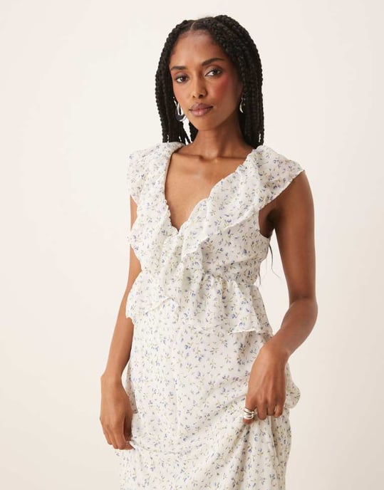 Vila frill detail maxi dress in blue ditsy floral - Image 3