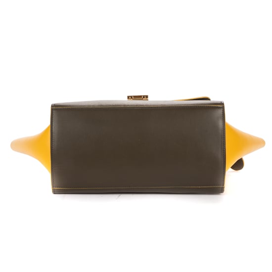 Trapeze Small Shoulder Bag - Image 6
