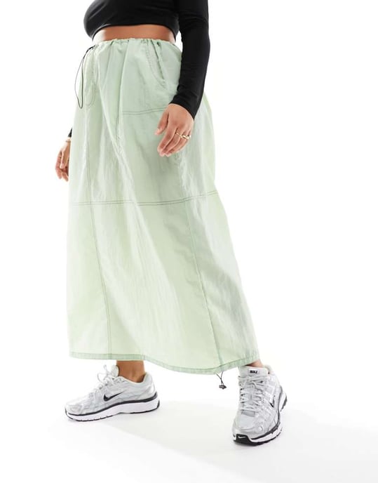 Noisy May Curve parachute skirt in green - Image 2