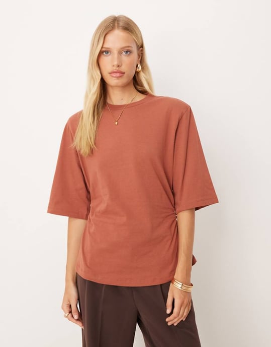 Tops by ASOS DESIGN Crew neck Padded shoulders Short sleeves Cinched waist Regular fit - Image 1