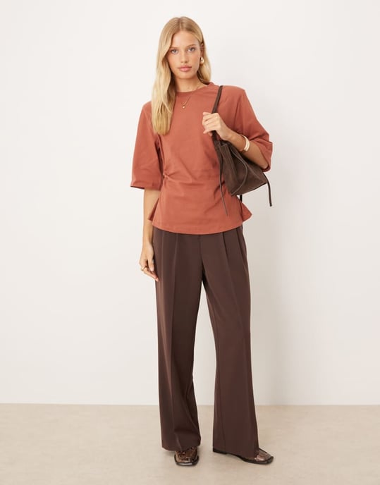 Tops by ASOS DESIGN Crew neck Padded shoulders Short sleeves Cinched waist Regular fit - Image 4