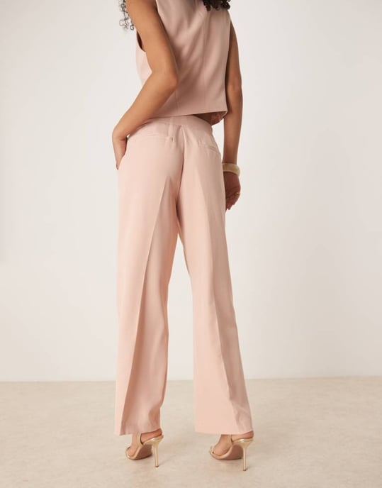 Vila pleat front tailored wide leg trouser co-ord in peach whip - Image 3